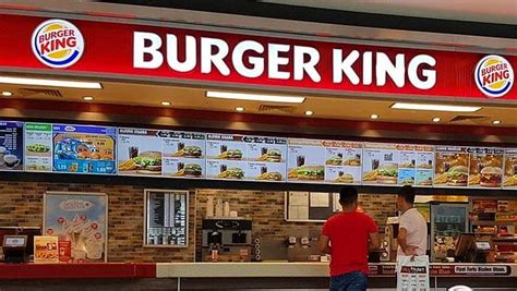 B­u­r­g­e­r­ ­K­i­n­g­­d­e­n­ ­İ­n­g­i­l­t­e­r­e­­d­e­k­i­ ­M­ü­ş­t­e­r­i­l­e­r­i­n­e­ ­­M­c­D­o­n­a­l­d­­s­­t­a­n­ ­d­a­ ­S­i­p­a­r­i­ş­ ­V­e­r­i­n­­ ­Ç­a­ğ­r­ı­s­ı­
